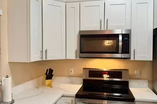 930 SW 34th St, Cape Coral, FL 33914 - Photo 1