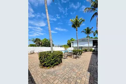 1849 Maravilla Ave #A14, Fort Myers, FL 33901 - Photo 4