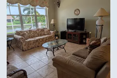 161 SE 17th St, Cape Coral, FL 33990 - Photo 10