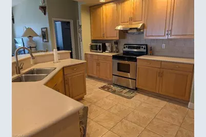 161 SE 17th St, Cape Coral, FL 33990 - Photo 6