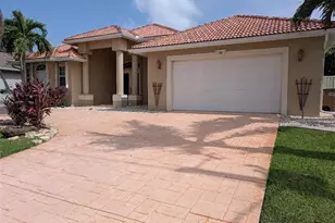 161 SE 17th St, Cape Coral, FL 33990 - Photo 1