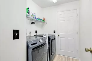 1903 NE 33rd St, Cape Coral, FL 33909 - Photo 28