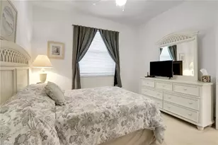 10390 Washingtonia Palm Way, Fort Myers, FL 33966 - Photo 14