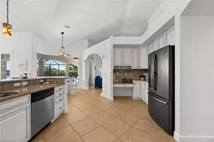 3041 SW 11th Pl, Cape Coral, FL 33914 - Photo 16