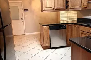 48 Harbor Cir, Astatula, FL 34705 - Photo 10