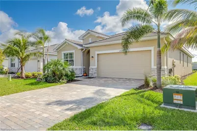 4392 Lemongrass Dr, Fort Myers, FL 33916 - Photo 2