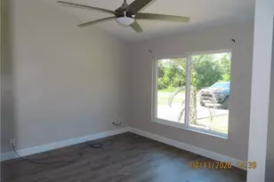 809 Grenada Ave, Lehigh Acres, FL 33974 - Photo 4