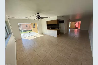 537 SE 6th Pl #B, Cape Coral, FL 33990 - Photo 10