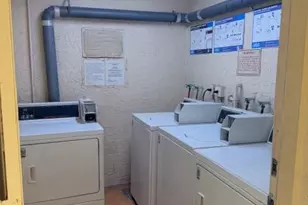 12481 McGregor Blvd, Fort Myers, FL 33919 - Photo 20