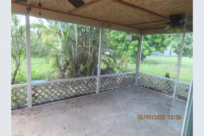 521 SE 35th St, Cape Coral, FL 33904 - Photo 12