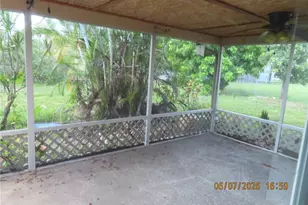 521 SE 35th St, Cape Coral, FL 33904 - Photo 12