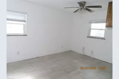 521 SE 35th St, Cape Coral, FL 33904 - Photo 4