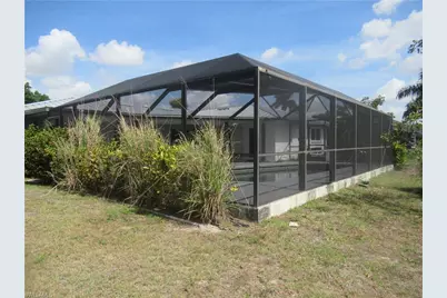 5051 Saxony Ct, Cape Coral, FL 33904 - Photo 12