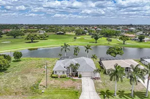 1511 NW 29th Pl, Cape Coral, FL 33993 - Photo 2