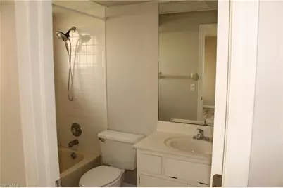 632 SE 13th Ct #630 632, Cape Coral, FL 33990 - Photo 8