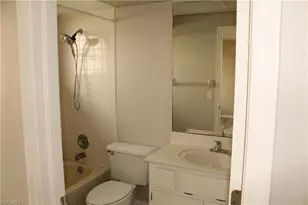 632 SE 13th Ct, Cape Coral, FL 33990 - Photo 6