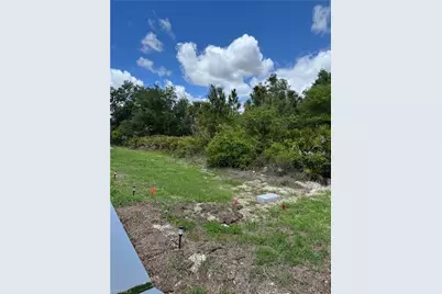 1505 Euclid Ave, Lehigh Acres, FL 33972 - Photo 2