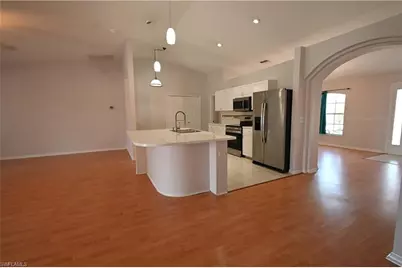 136 SE 19th Ln, Cape Coral, FL 33990 - Photo 6