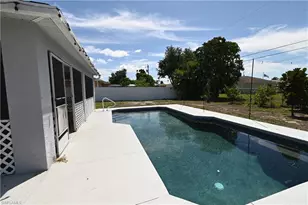 136 SE 19th Ln, Cape Coral, FL 33990 - Photo 20