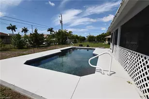 136 SE 19th Ln, Cape Coral, FL 33990 - Photo 18