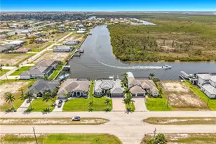 4214 Gulfstream Pkwy, Cape Coral, FL 33993 - Photo 40