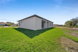 1320 NE 20th St, Cape Coral, FL 33909 - Photo 42