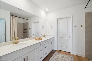 17729 Paradiso Wy, North Fort Myers, FL 33917 - Photo 14