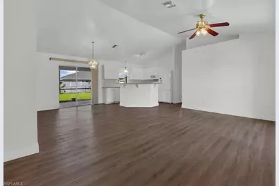 404 SE 28th Ter, Cape Coral, FL 33904 - Photo 8