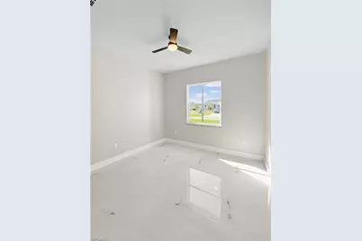 303 NW 26th Ave, Cape Coral, FL 33993 - Photo 8