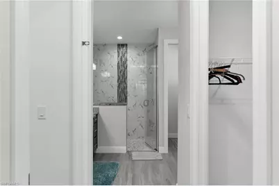 635 NE 7th Ter, Cape Coral, FL 33909 - Photo 20