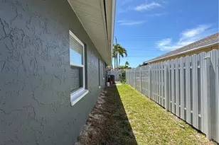 4472 Coronado Pkwy, Cape Coral, FL 33904 - Photo 24