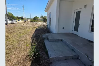 2913 34th St SW, Lehigh Acres, FL 33976 - Photo 2