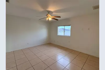 3824 SW 8th Pl, Cape Coral, FL 33914 - Photo 10