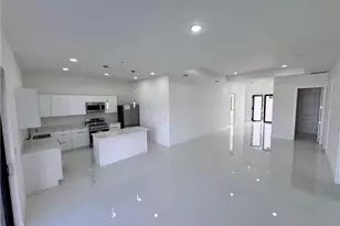 2102 NW 25th Pl, Cape Coral, FL 33993 - Photo 4