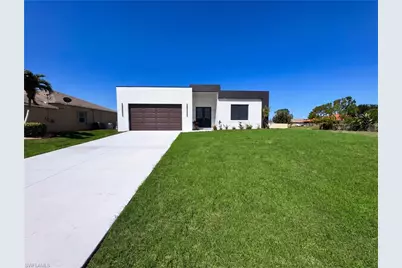 2102 NW 25th Pl, Cape Coral, FL 33993 - Photo 2