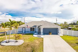 344 NE 10th St, Cape Coral, FL 33909 - Photo 42