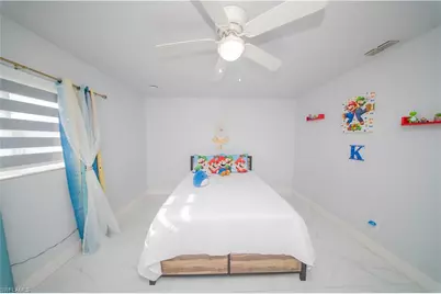 344 NE 10th St, Cape Coral, FL 33909 - Photo 20