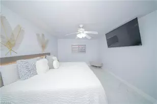 344 NE 10th St, Cape Coral, FL 33909 - Photo 10