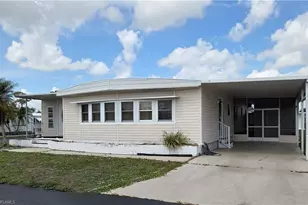 694 Dream Ln, North Fort Myers, FL 33917 - Photo 4