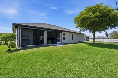 123 SW 29th St, Cape Coral, FL 33914 - Photo 32