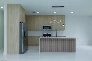 402 Thompson Ave, Lehigh Acres, FL 33972 - Photo 8