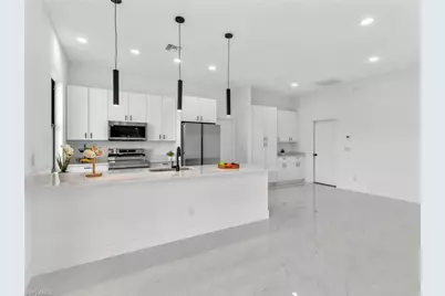 639 Knapp St, Lehigh Acres, FL 33974 - Photo 8