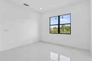 639 Knapp St, Lehigh Acres, FL 33974 - Photo 22