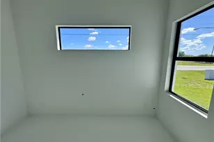 4002 NW 38th St, Cape Coral, FL 33993 - Photo 18