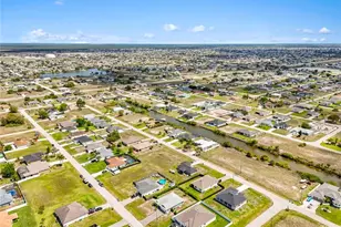 1319 NW 14th Pl, Cape Coral, FL 33993 - Photo 30