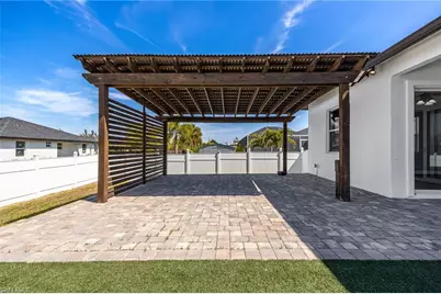 1910 NW 21st Pl, Cape Coral, FL 33993 - Photo 32