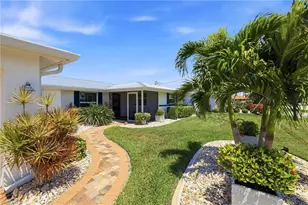 1717 SE 41st St, Cape Coral, FL 33904 - Photo 4