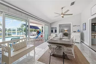 1717 SE 41st St, Cape Coral, FL 33904 - Photo 14