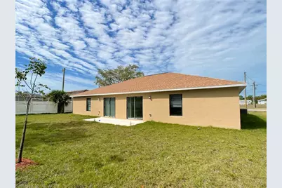 2005 Chiquita Blvd S, Cape Coral, FL 33991 - Photo 10