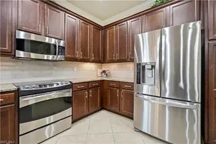 11315 Sparkleberry Dr, Fort Myers, FL 33913 - Photo 10